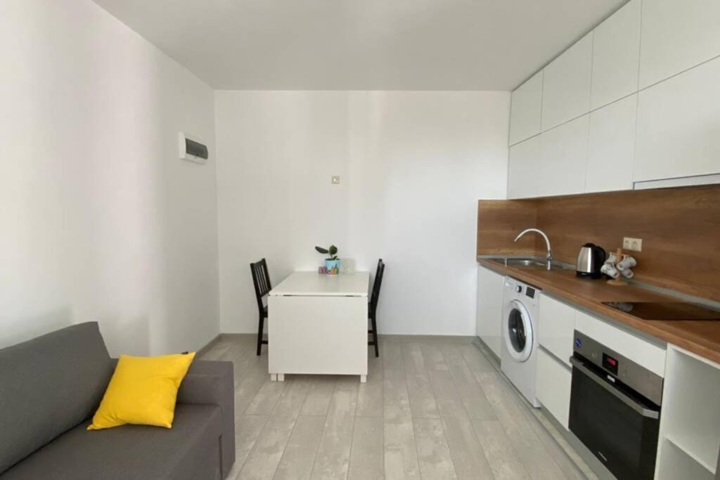 Lola Seaview Guest House. Уютный Домик В Варне Várna Kültér fotó