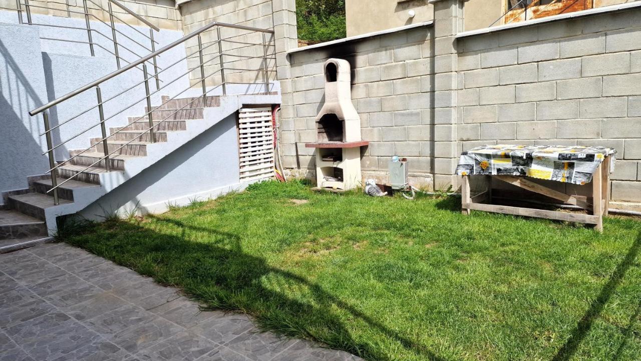 Lola Seaview Guest House. Уютный Домик В Варне Várna Kültér fotó