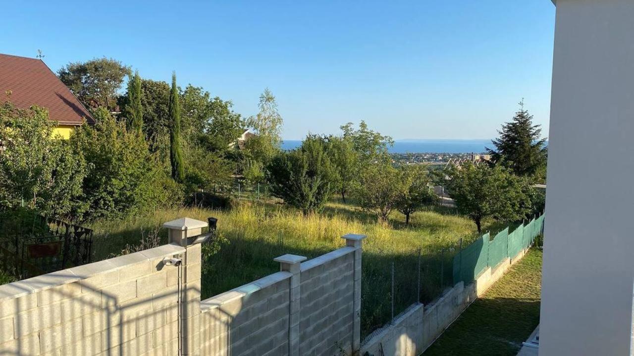 Lola Seaview Guest House. Уютный Домик В Варне Várna Kültér fotó